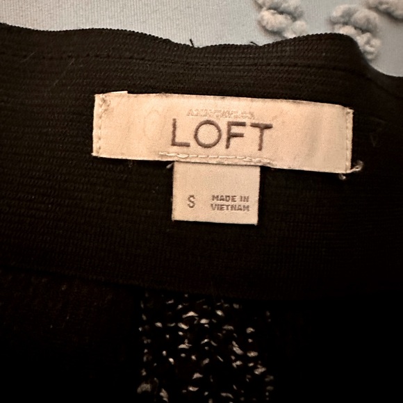 LOFT A-Line Mini Skirt, size S - Picture 3 of 4